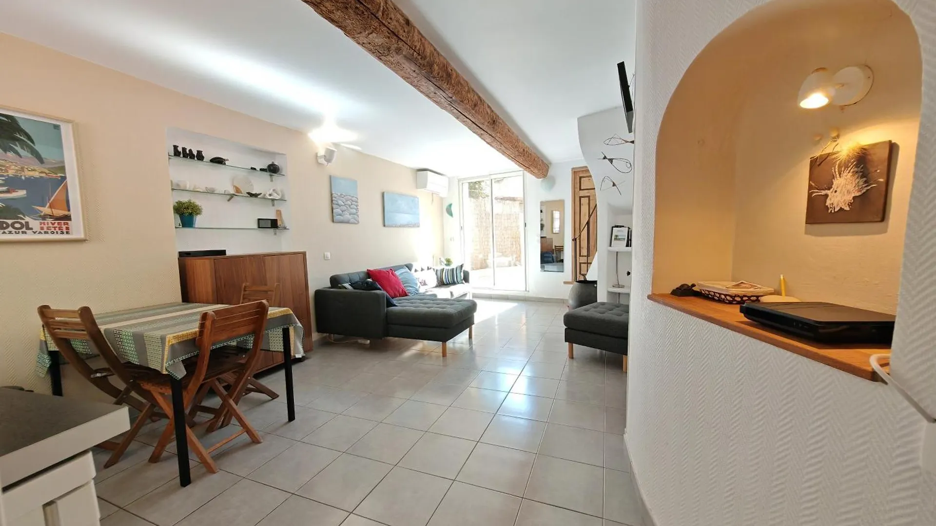 Apartment La Maison Aux Volets Bleus Bandol